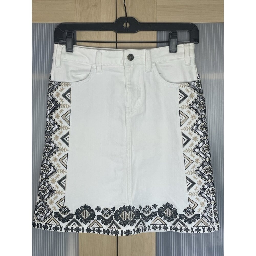 Anthropologie Pilcro‎ White Denim Skirt Sz S Boho Embroidered Casual School 27”